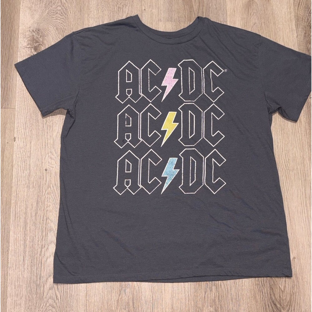 Grayson Threads XXL AC/DC t-shirt EUC
